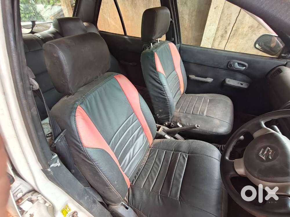 Suzuki Esteem