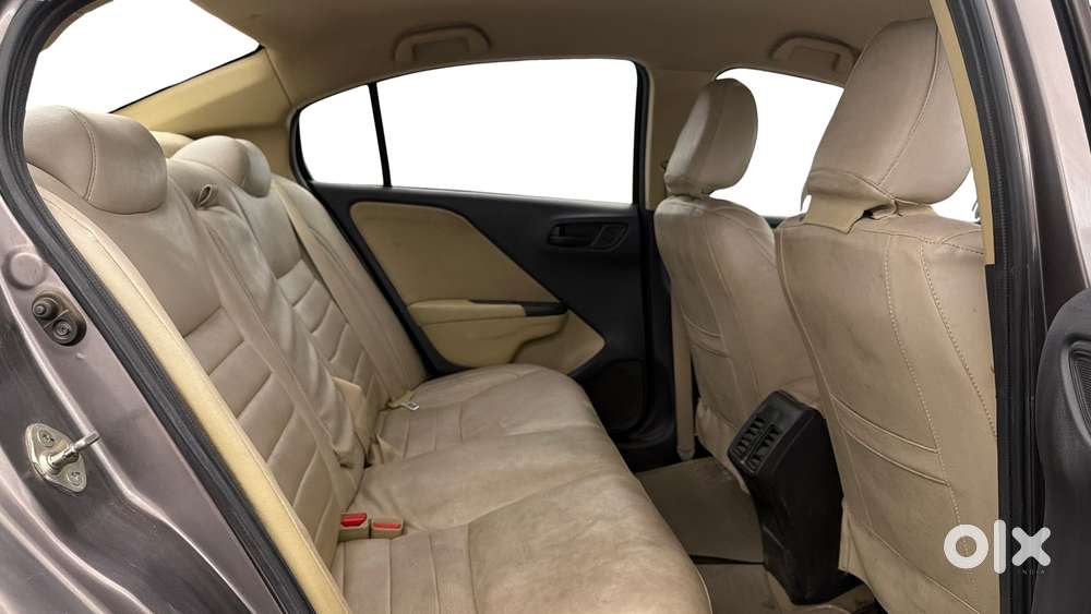 Honda City V Mt, 2014, Petrol