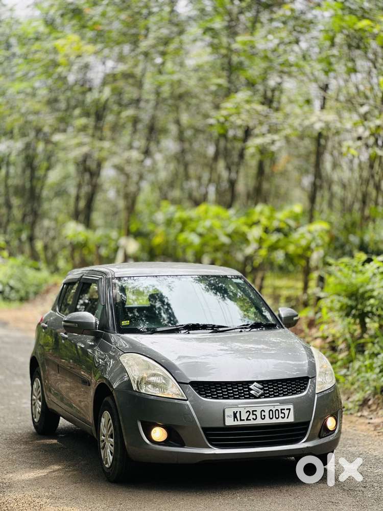 Maruti Suzuki Swift Vxi + Manual, 2014, Petrol