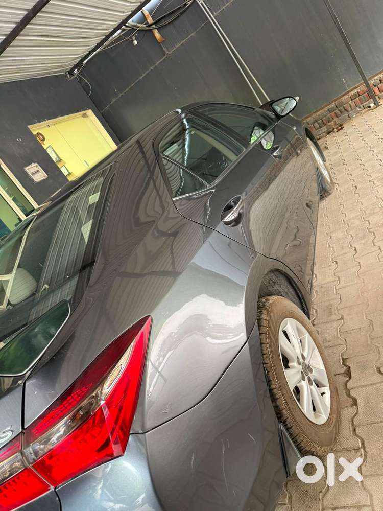 Toyota Corolla Altis G, 2014, Petrol