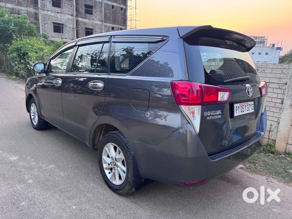 Toyota Innova Crysta 2.4 G Mt 8s, 2018, Diesel