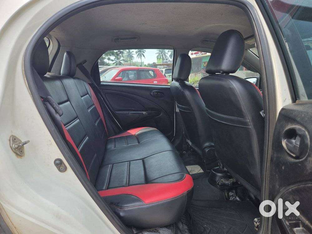 Toyota Etios Cross 1.5l V, 2016, Petrol
