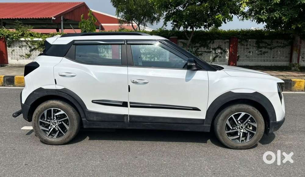 Mahindra Xuv 3xo Ax5 Ds Mt, 2026, Diesel