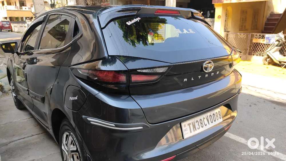 Tata Altroz 2020 Petrol Single Owner - Well Maintained Showroom Stock.