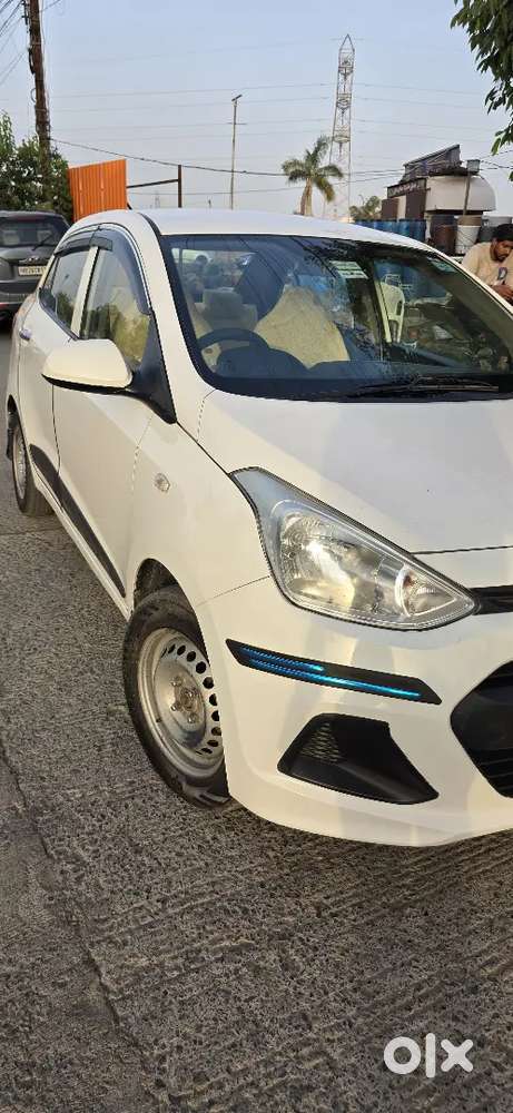 Hyundai Xcent Petrol&cng Top Condition