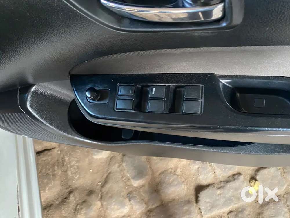 Maruti Suzuki Swift 2013 Diesel 90000 Km Driven
