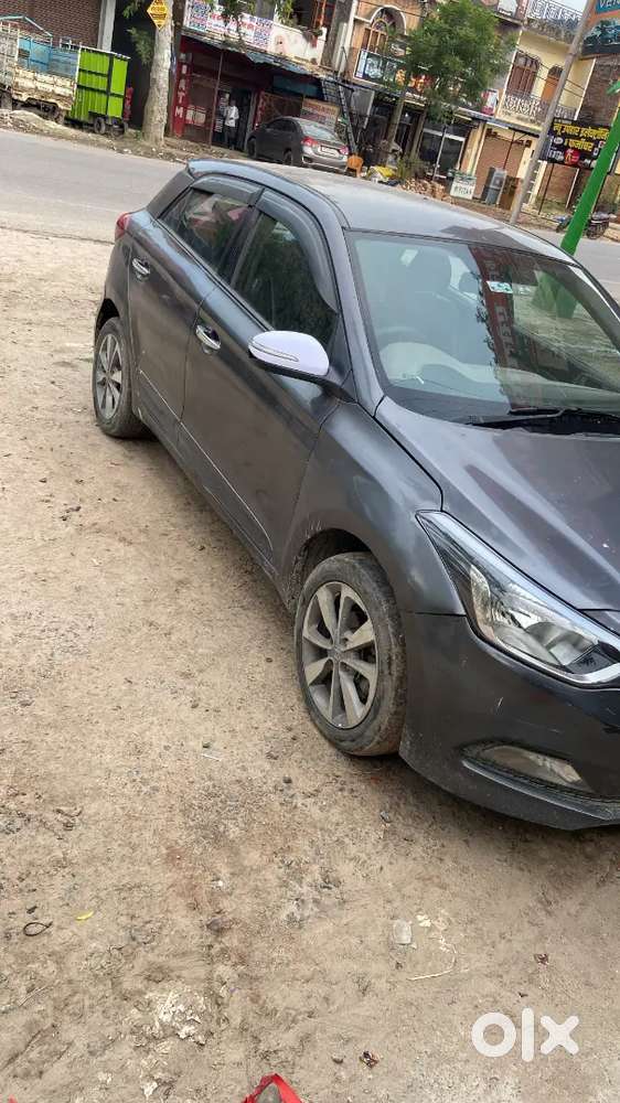 Hyundai Elite I20 2015 Diesel 126000 Km Driven