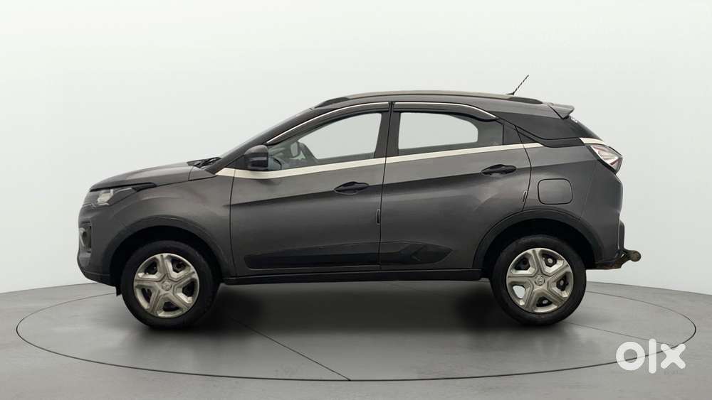 Tata Nexon 1.5 Revotorq Xma Amt (s), 2021, Petrol