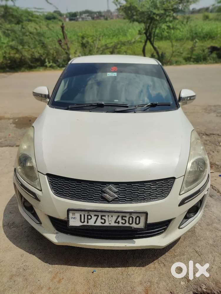 Maruti Suzuki Swift 2015 Diesel 74300 Km Driven