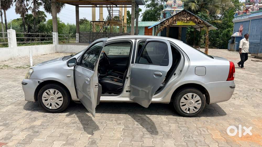 Toyota Etios Petrol 2011