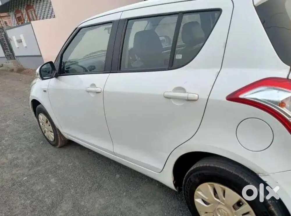 Maruti Suzuki Swift 2013 Diesel 89000 Km Driven