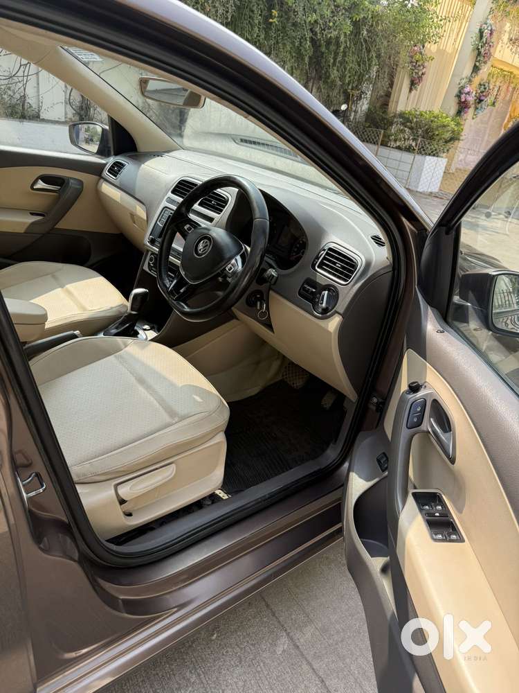 Volkswagen Vento 1.2 Tsi Highline Plus At, 2016, Petrol