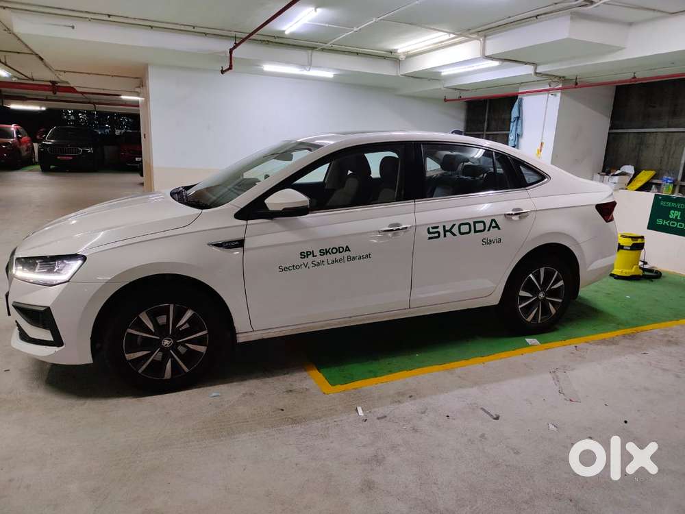 Skoda Slavia Style 1.0l Tsi Mt, 2025, Petrol