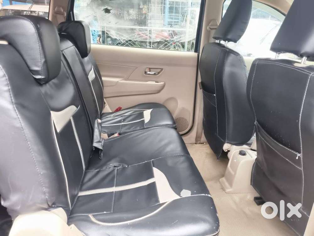 Maruti Suzuki Ertiga 1.5 Vxi, 2021, Petrol