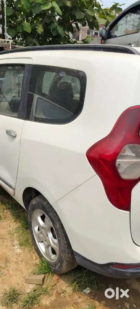 Renault Lodgy 2018 Diesel 70000 Km Driven