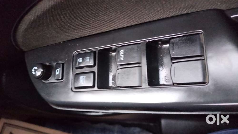 Maruti Suzuki Swift 1.3 Zxi, 2016, Petrol