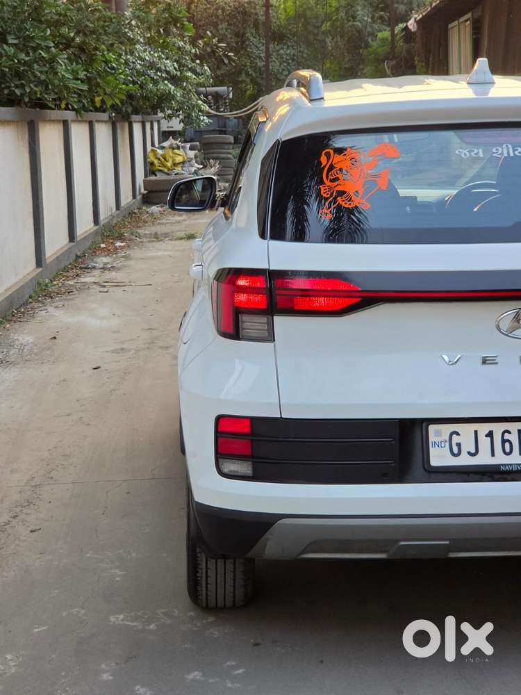Hyundai Venue S 1.2 Petrol, 2025, Cng & Hybrids