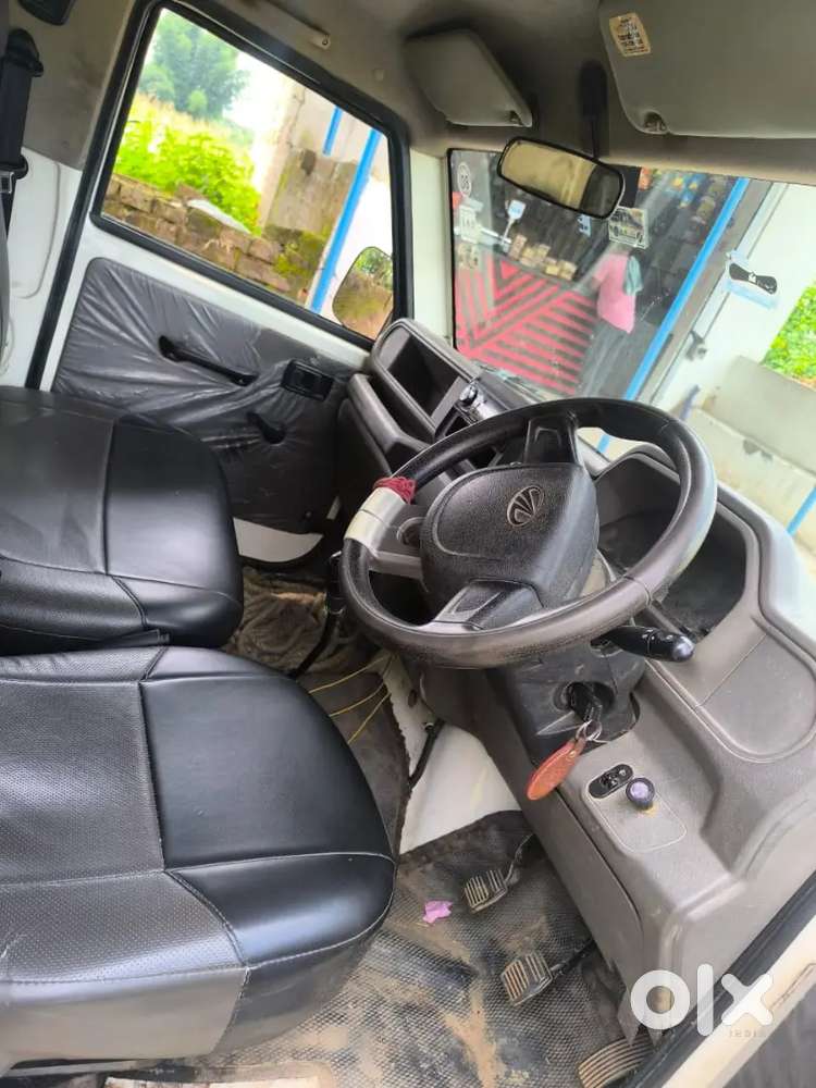 Mahindra Bolero Pik-up October 2024 1.7hd