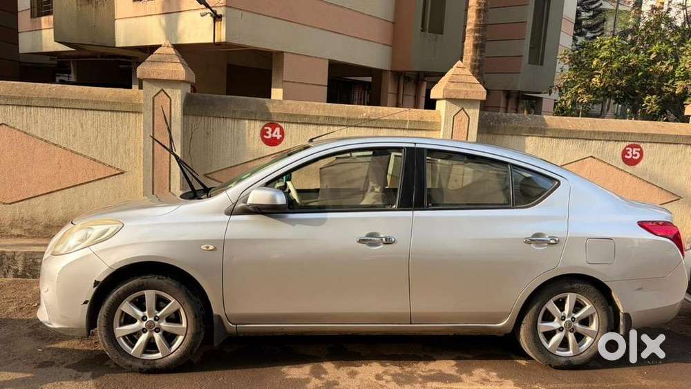 Nissan Hybrid 2014 Model