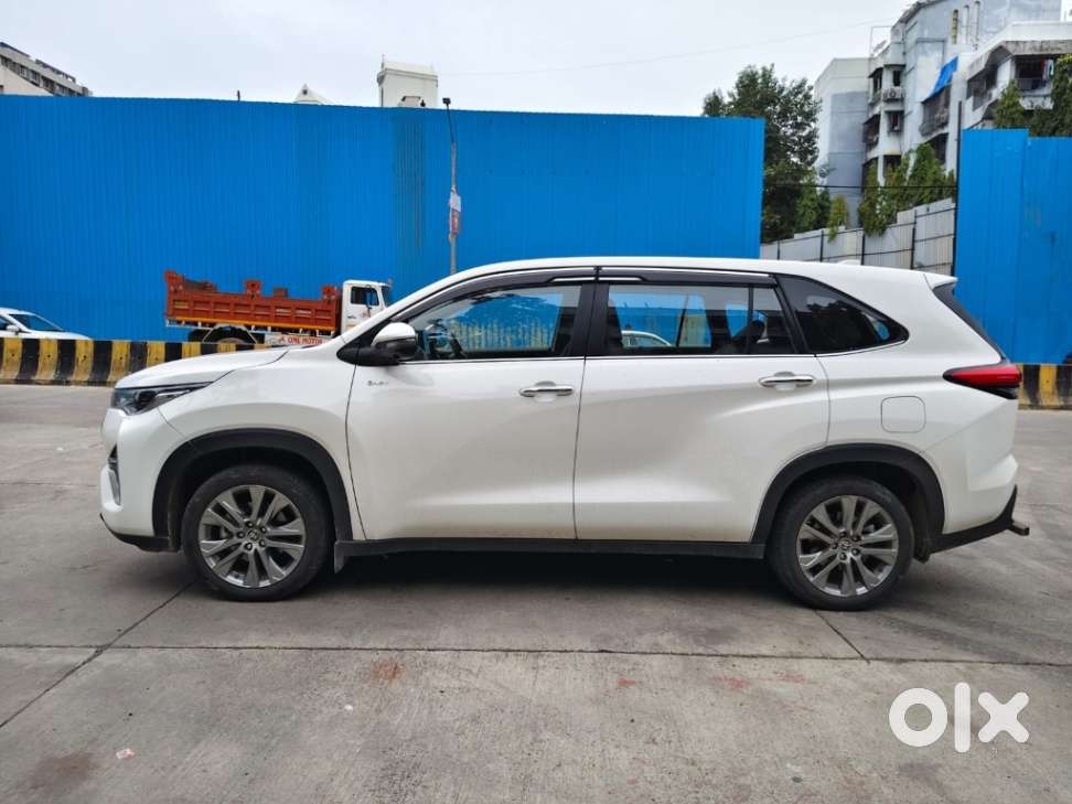 Toyota Innova Hycross 2.0 Zx Hybrid 7 Str, 2026, Petrol