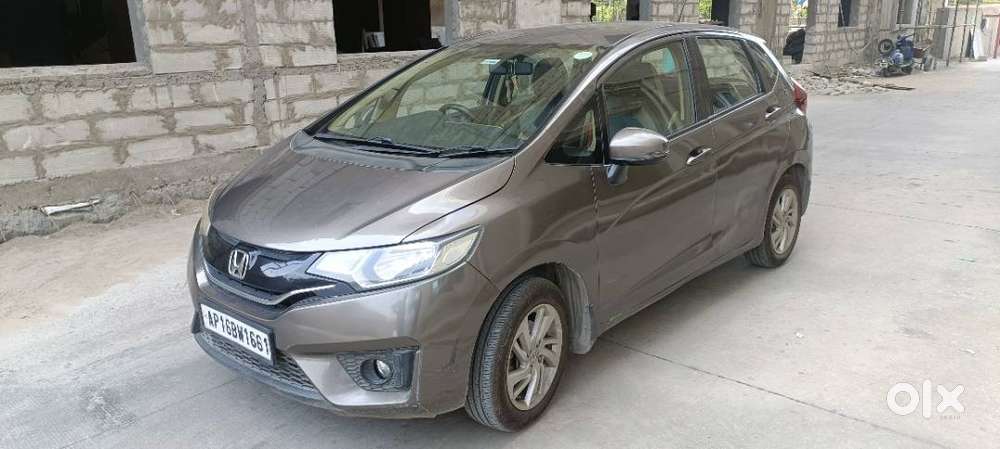 Honda Jazz 2016 Petrol Well Maintained