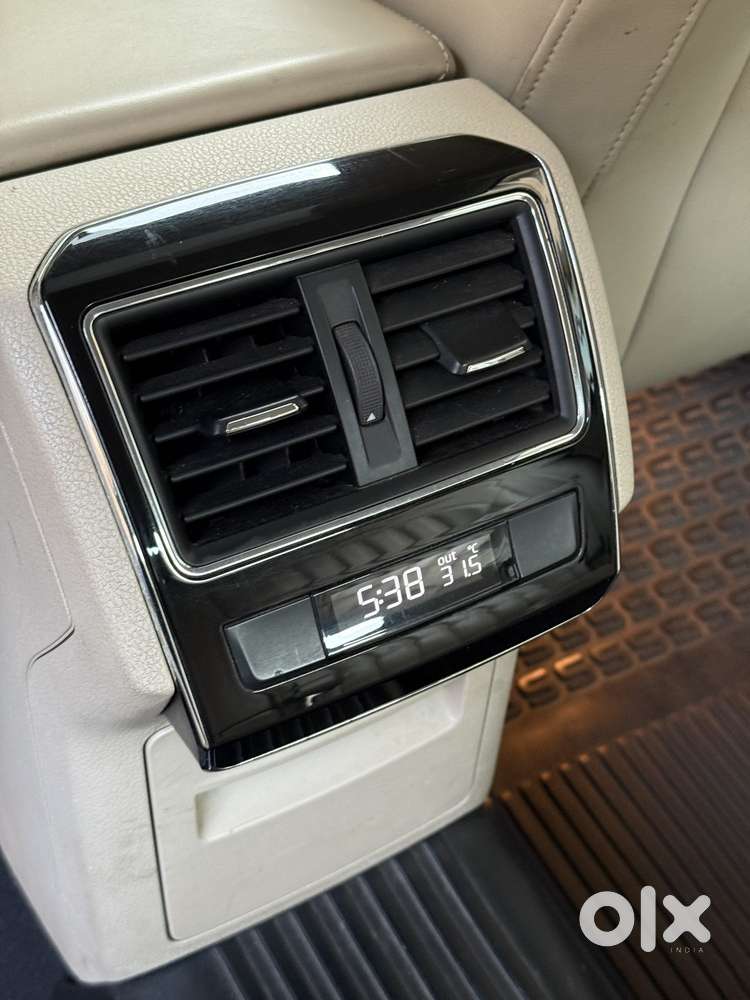 Skoda Superb Style 1.8 Tsi Mt, 2017, Petrol