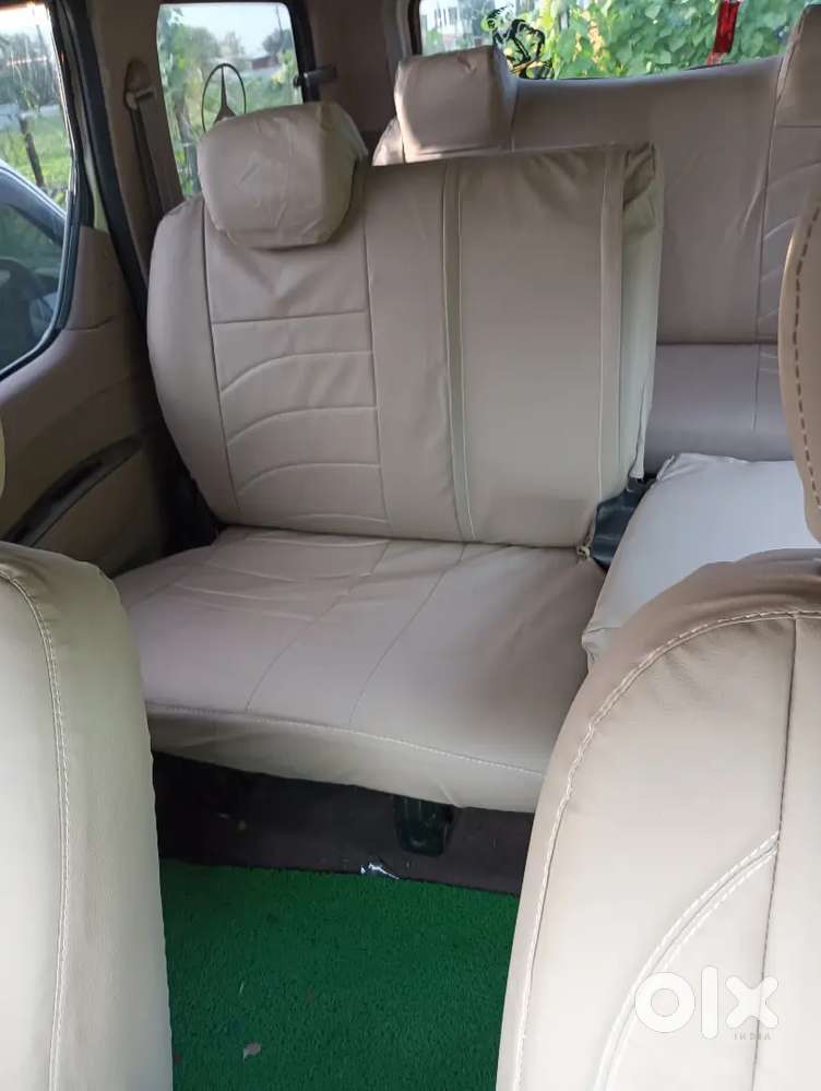 2014 D2 Max 9 Seater M2di