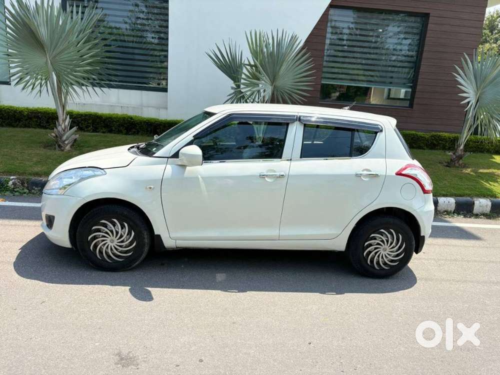 Maruti Suzuki Swift 2011-2014 Star Lxi, 2012, Petrol