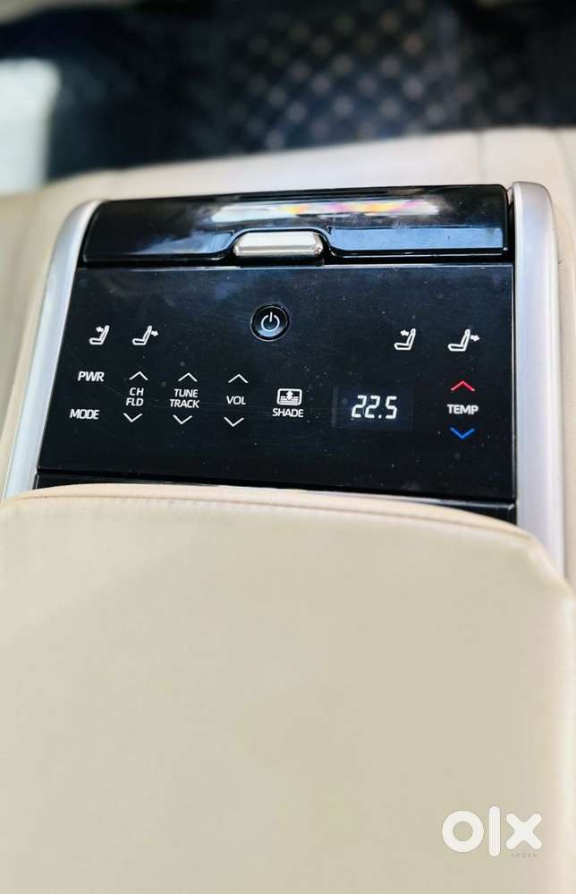 Toyota Camry Hybrid, 2020, Petrol