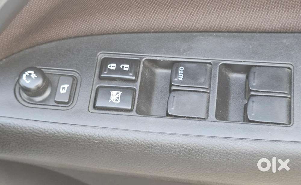Maruti Suzuki Vitara Brezza 1.5 Zxi, 2023, Petrol