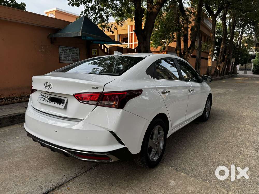 Hyundai Verna 1.5 Sx Diesel Mt, 2022, Diesel