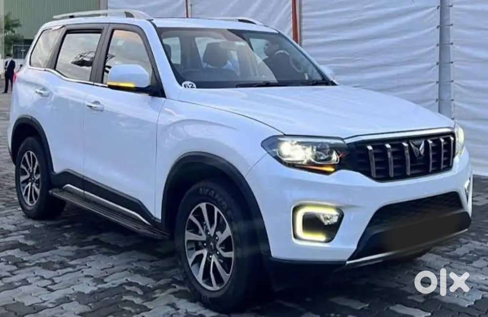 Mahindra Scorpio N 2023 Petrol Z8 L Automatic Luxury Pack