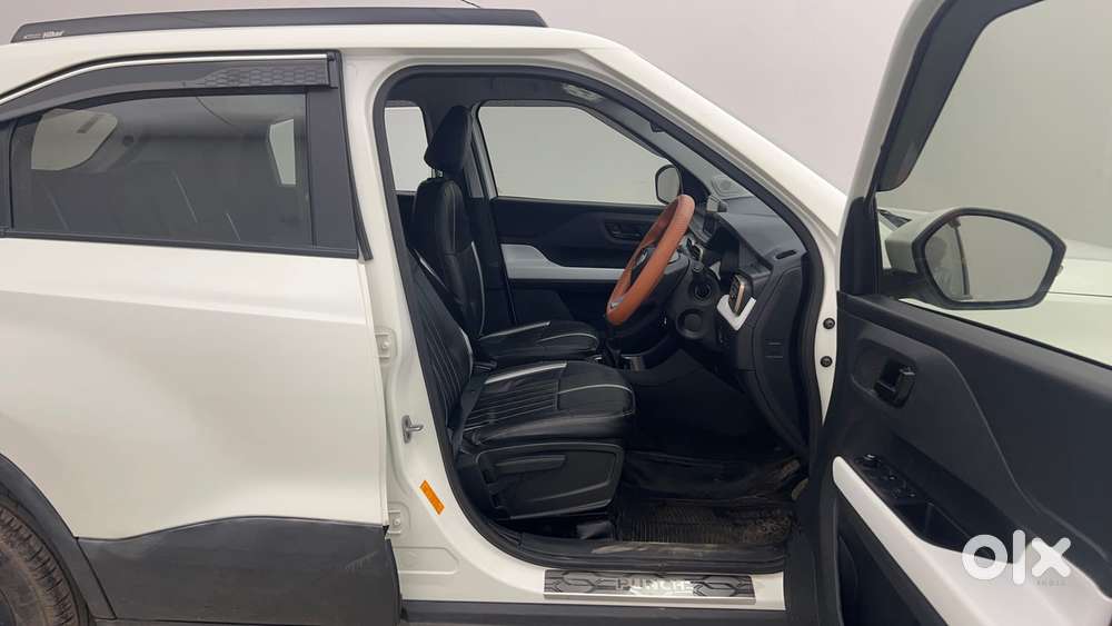 Tata Punch Accomplished, 2023, Petrol