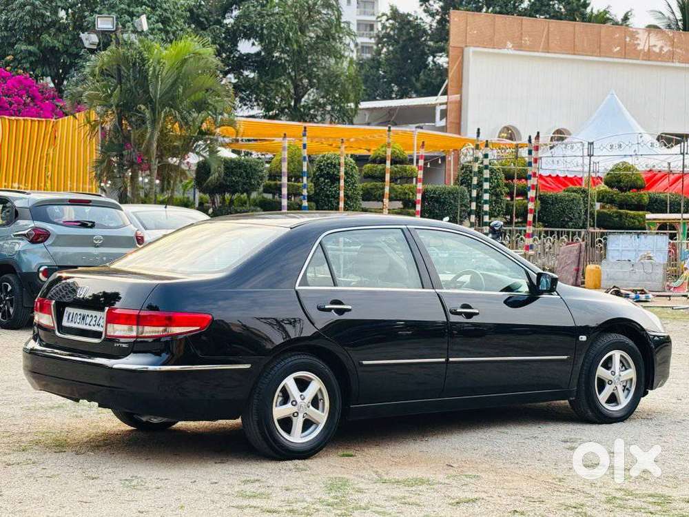 Honda Accord 2.4 Mt, 2004, Petrol