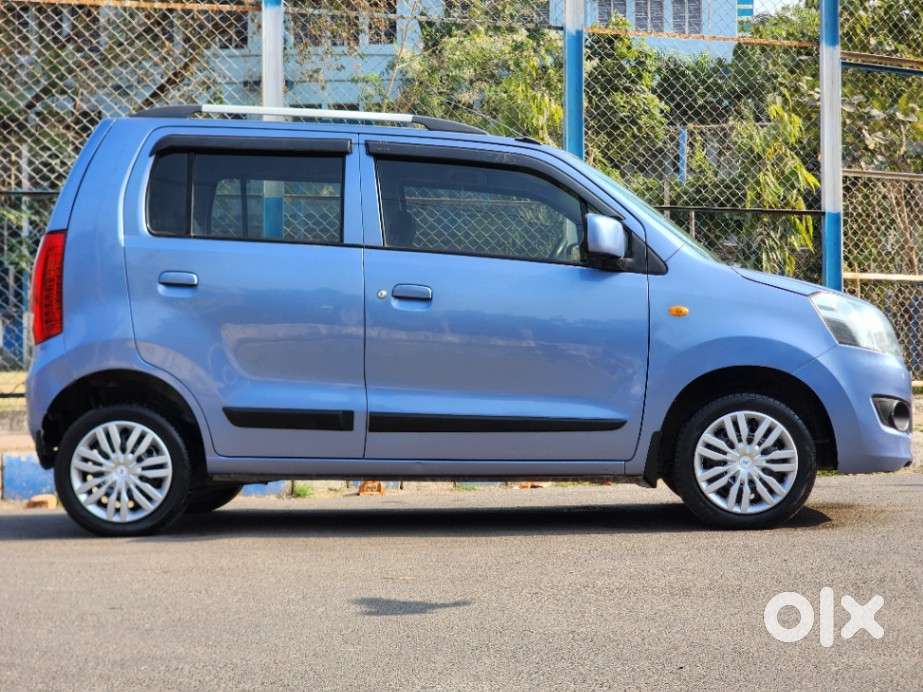 Maruti Suzuki Wagon R Vxi 1.0, 2017, Petrol