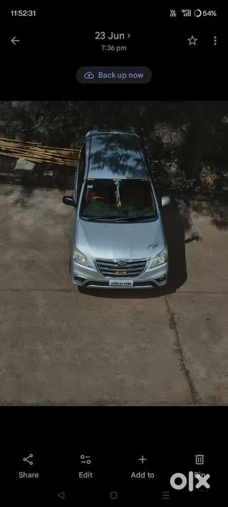 Toyota Innova 2009 Diesel 330 Km