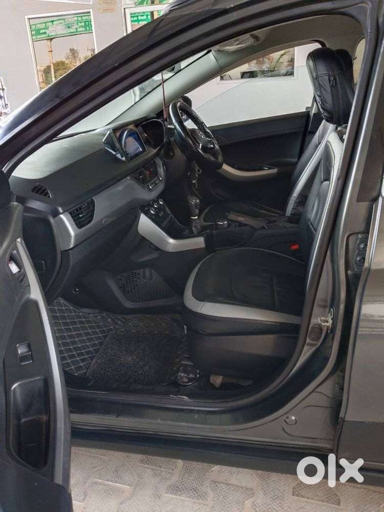 Tata Nexon 1.2 Revotron Xm (s), 2023, Petrol