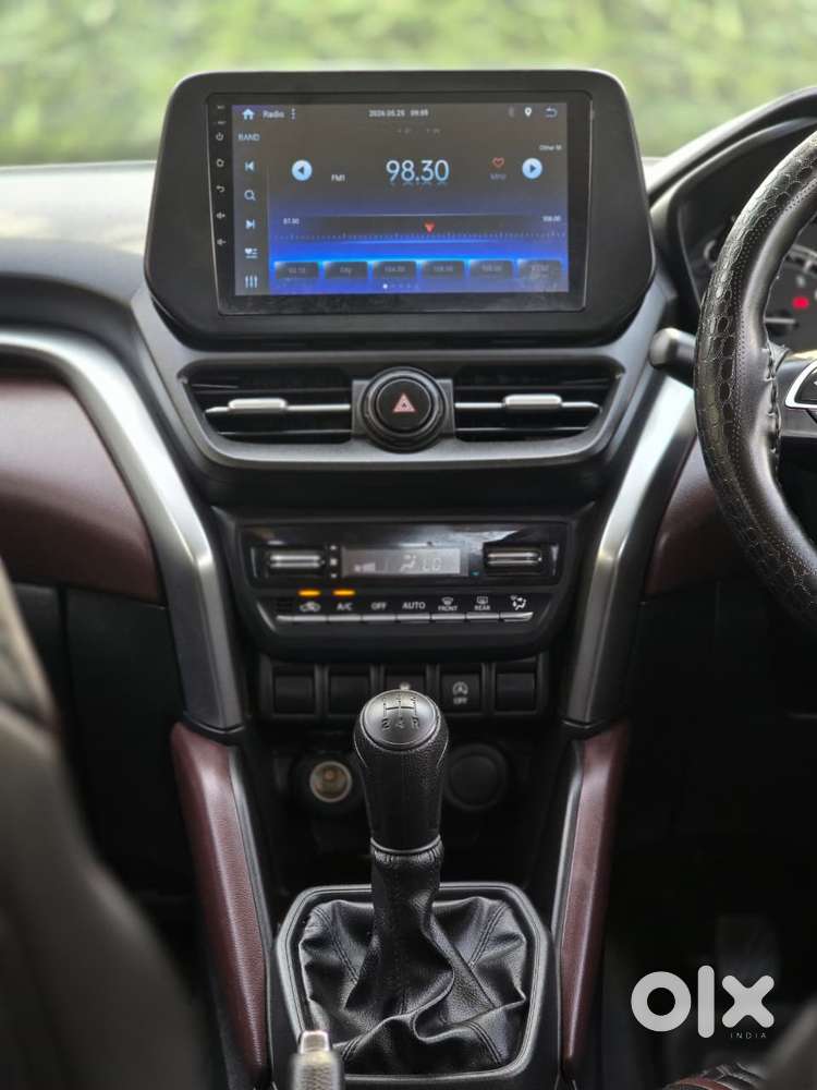 Maruti Suzuki Grand Vitara 1.5 Sigma Smart Hybrid, 2025, Petrol
