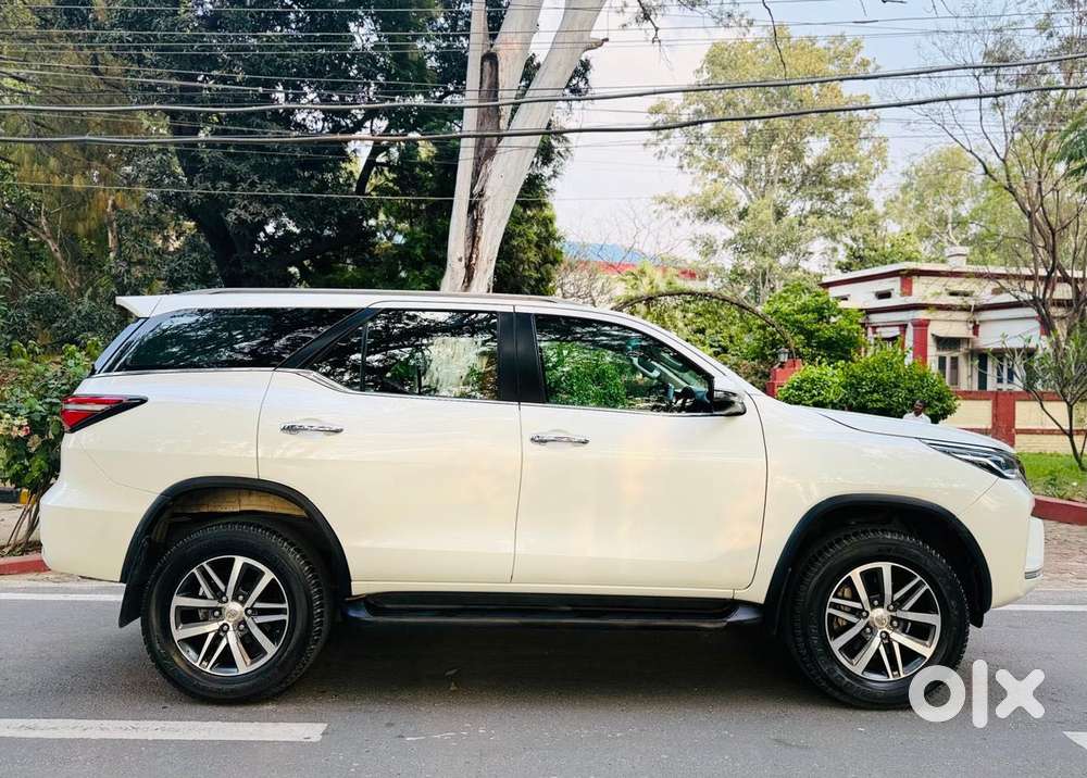 Toyota Fortuner 4x2 At 2.8 Diesel, 2021, Diesel