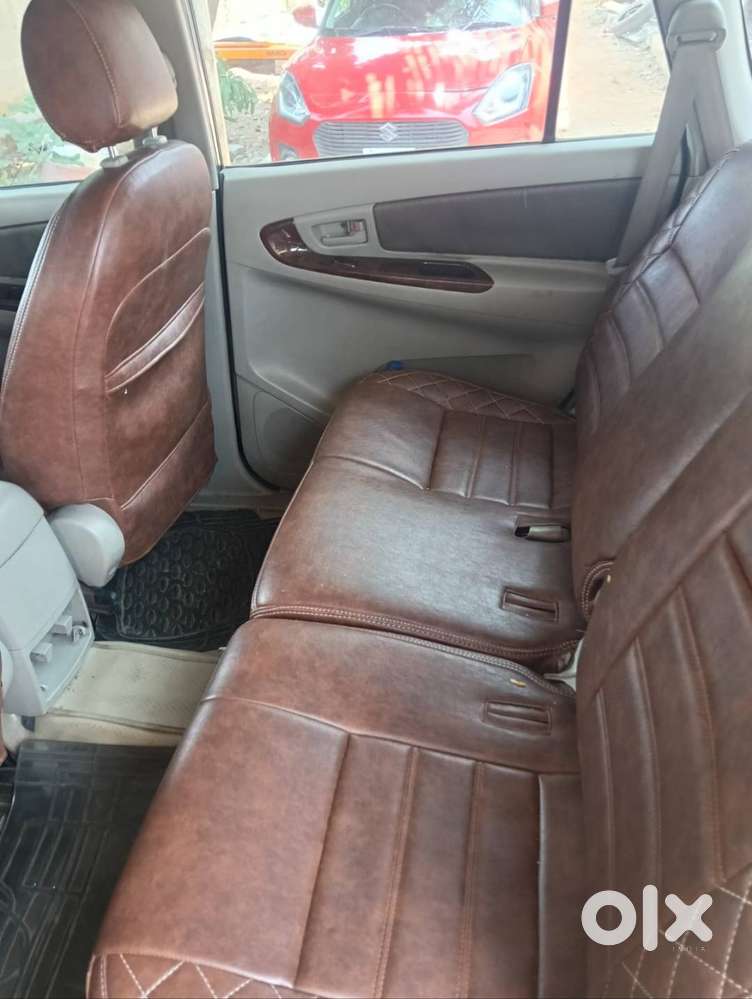 Toyota Innova 2 5 G