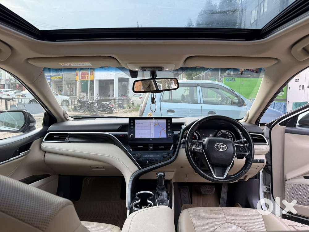 Toyota Camry 2.5 Hybrid, 2024, Petrol