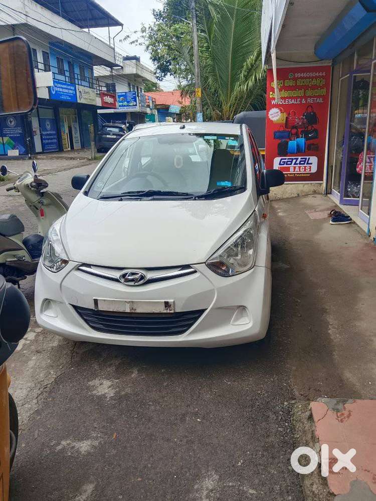 Hyundai Eon Era +, 2017, Petrol