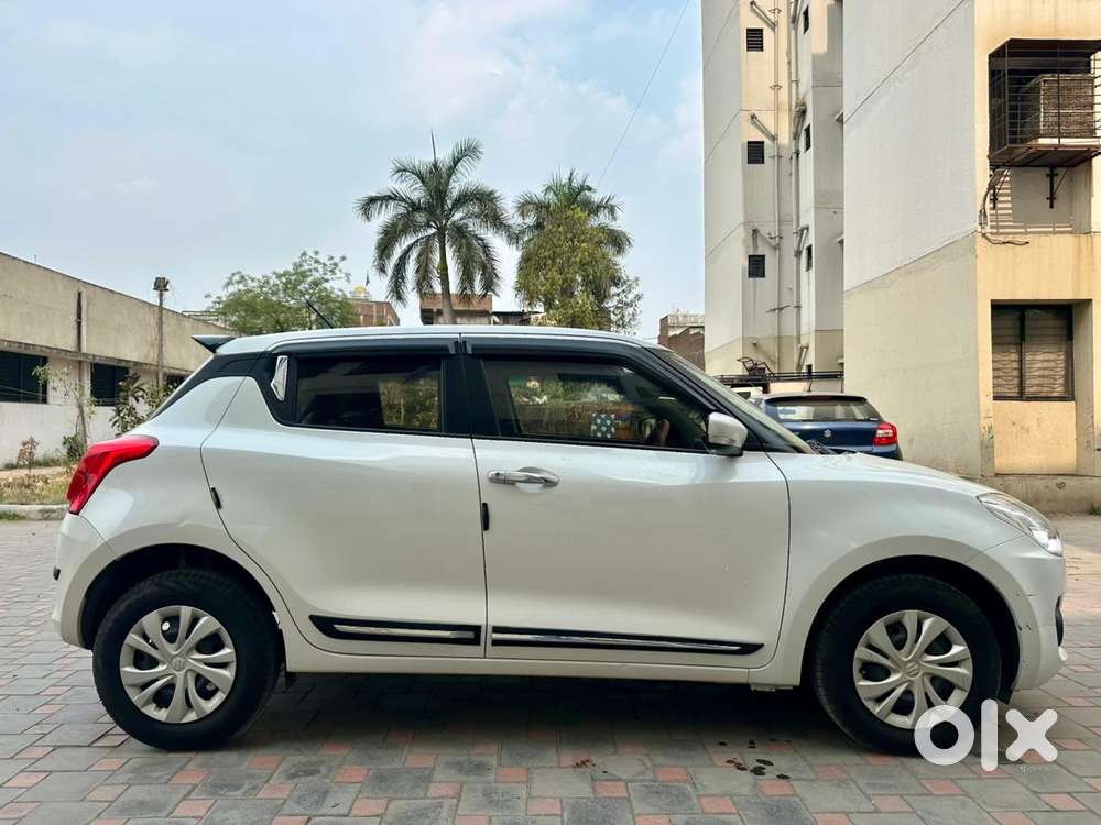 Maruti Suzuki Swift Vxi + Manual, 2020, Petrol