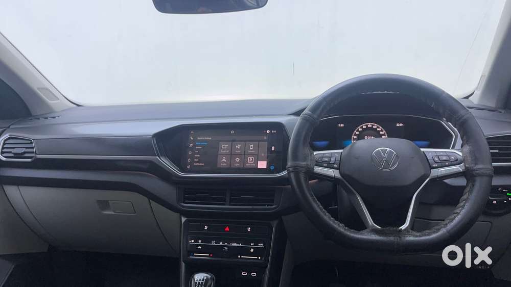 Volkswagen Taigun Topline 1.0 Tsi At (electric Seats), 2022, Petrol