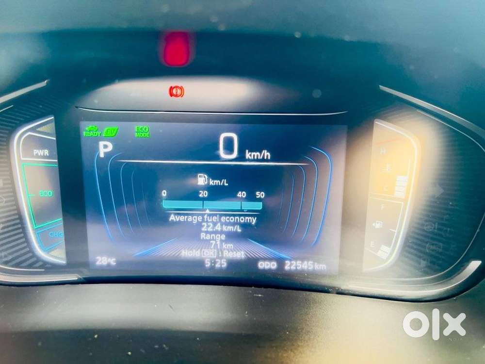 Maruti Suzuki Grand Vitara 1.5 Zeta Plus Intelligent Hybrid Ecvt, 20..