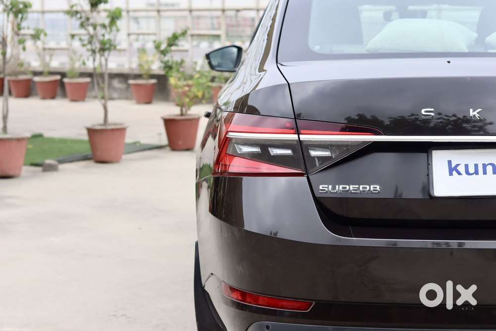 Skoda Superb 2.0 L&k Tsi At, 2021, Petrol
