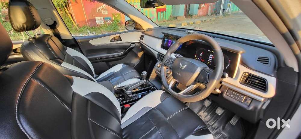 Mahindra Xuv700 2.2 Ax 5 Diesel Mt 7 Str, 2022, Diesel