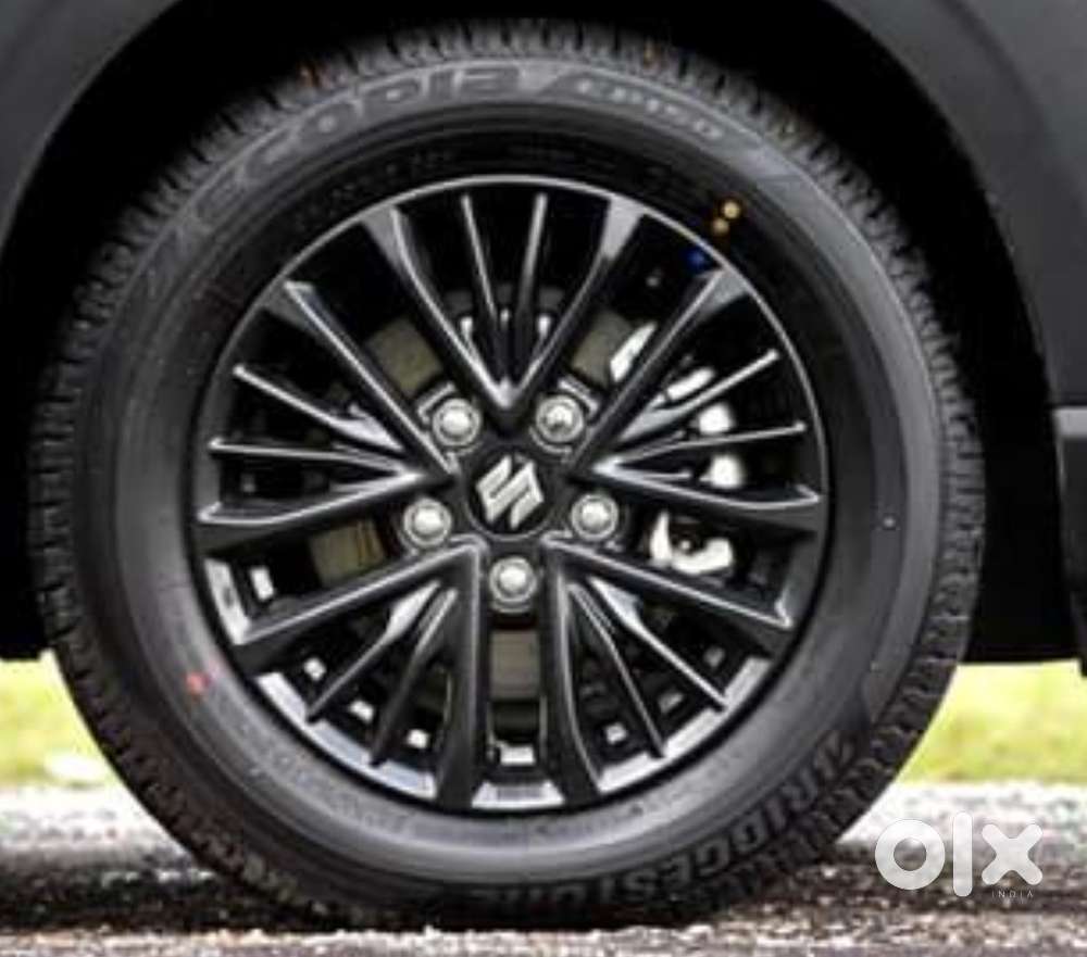 Original Maruti XL6 Alloy Wheels 15 Inch&ndash; Set of5-Excellent condition
