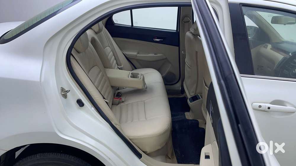 Maruti Suzuki Dzire 1.2 Zxi Plus Amt, 2019, Petrol