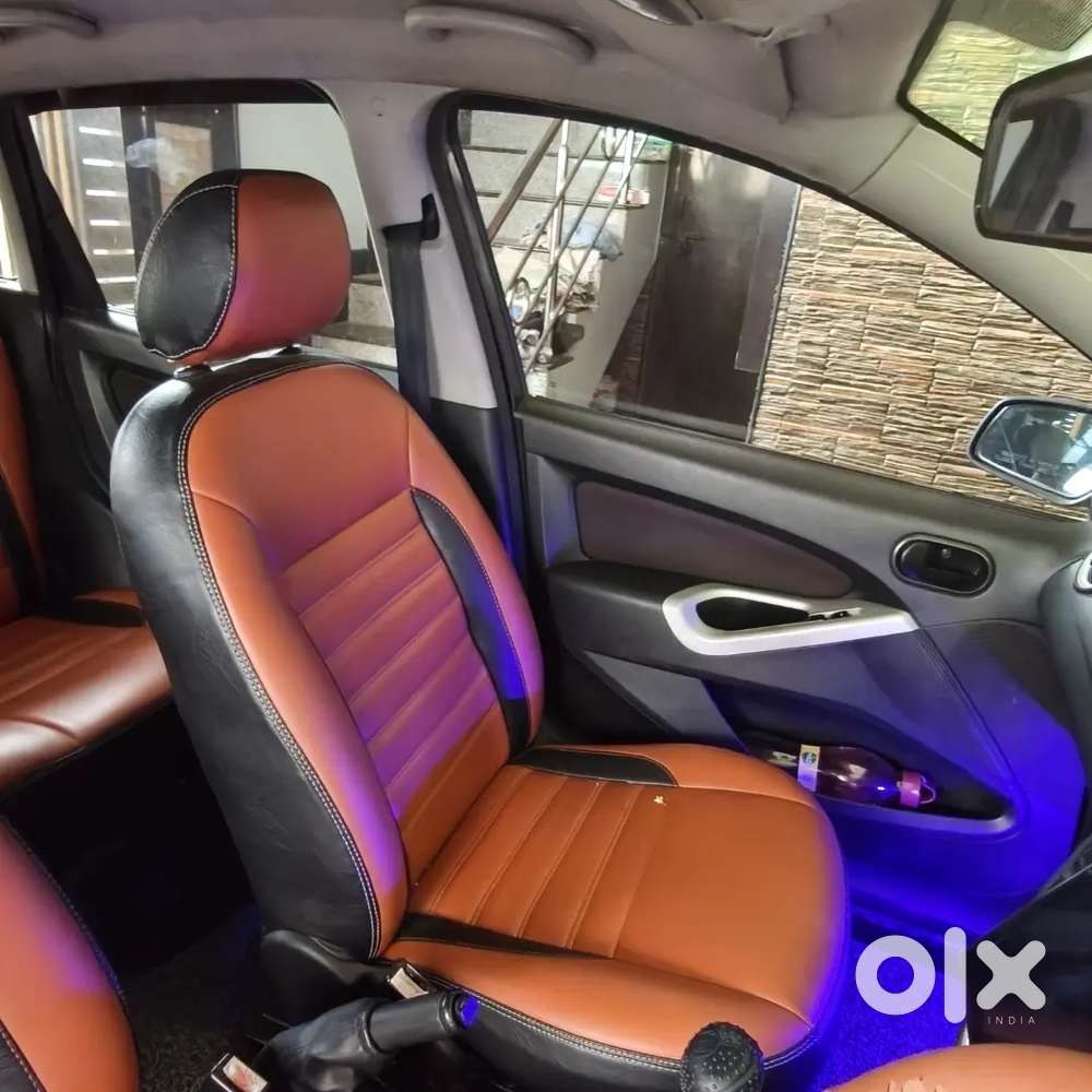 Ford Figo 2010 Petrol +cng Well Maintained With Fully Loaded